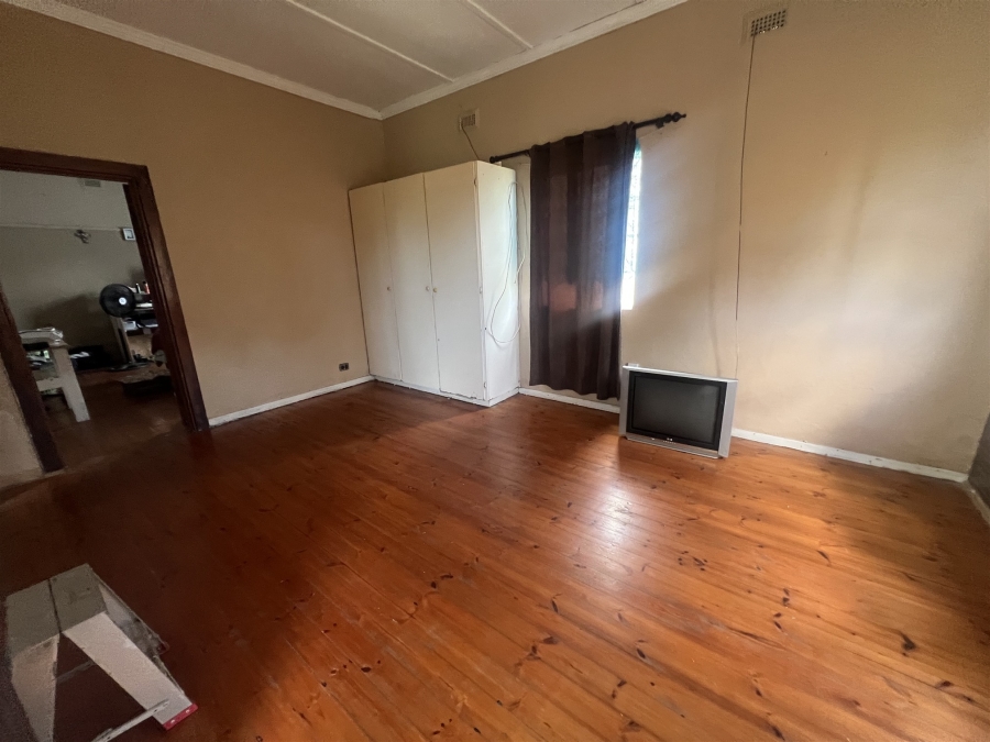 5 Bedroom Property for Sale in Cambridge West Eastern Cape